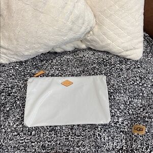 Mz Wallace Atmosphere Moon Dust Large Pouch Never use